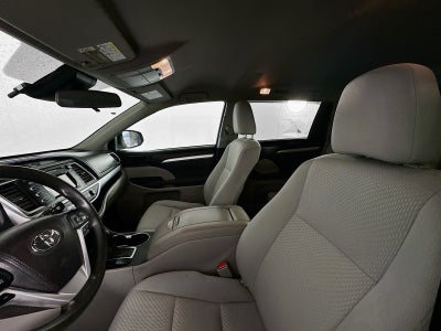 2017 Toyota Highlander LE