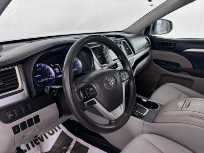 2017 Toyota Highlander LE