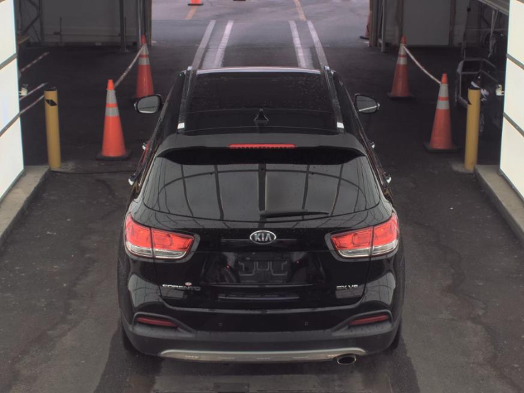 2017 Kia Sorento EX