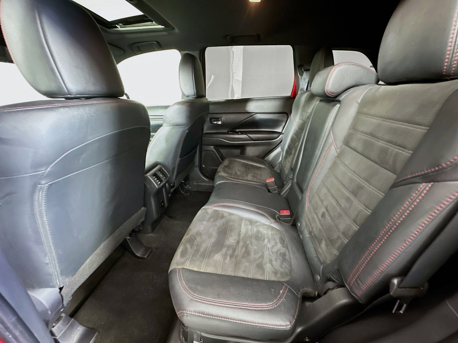 2020 Mitsubishi Outlander SP