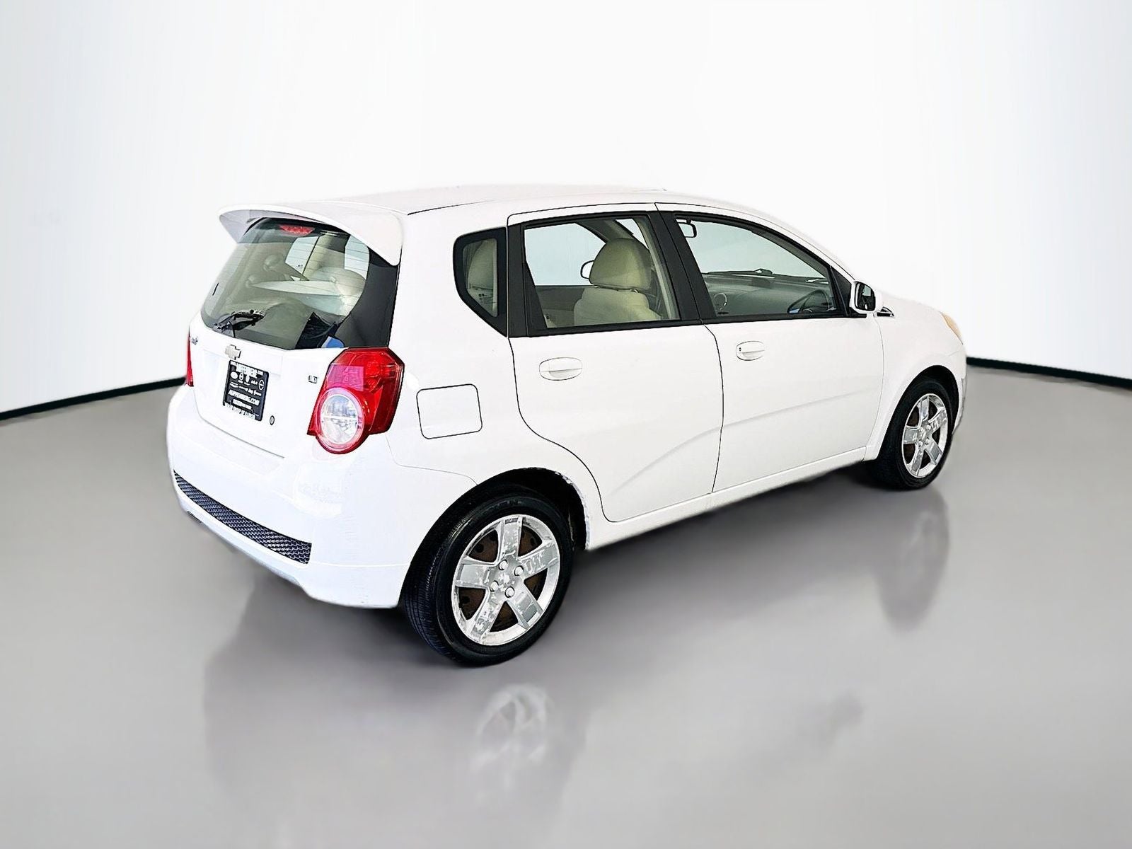 2011 Chevrolet Aveo5 2LT
