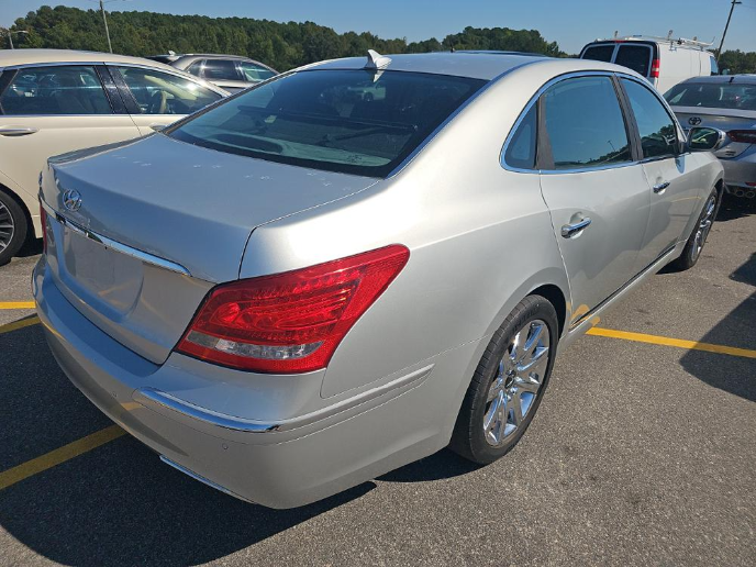 2011 Hyundai Equus Signature
