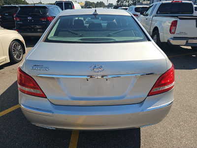 2011 Hyundai Equus Signature