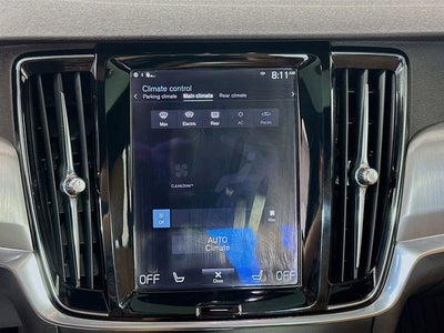 2017 Volvo S90 T6 Momentum