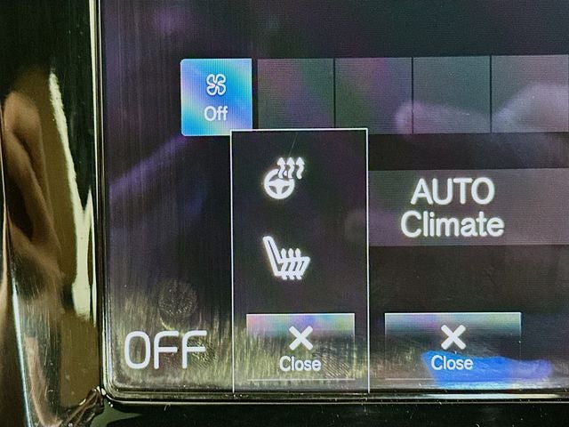 2017 Volvo S90 T6 Momentum