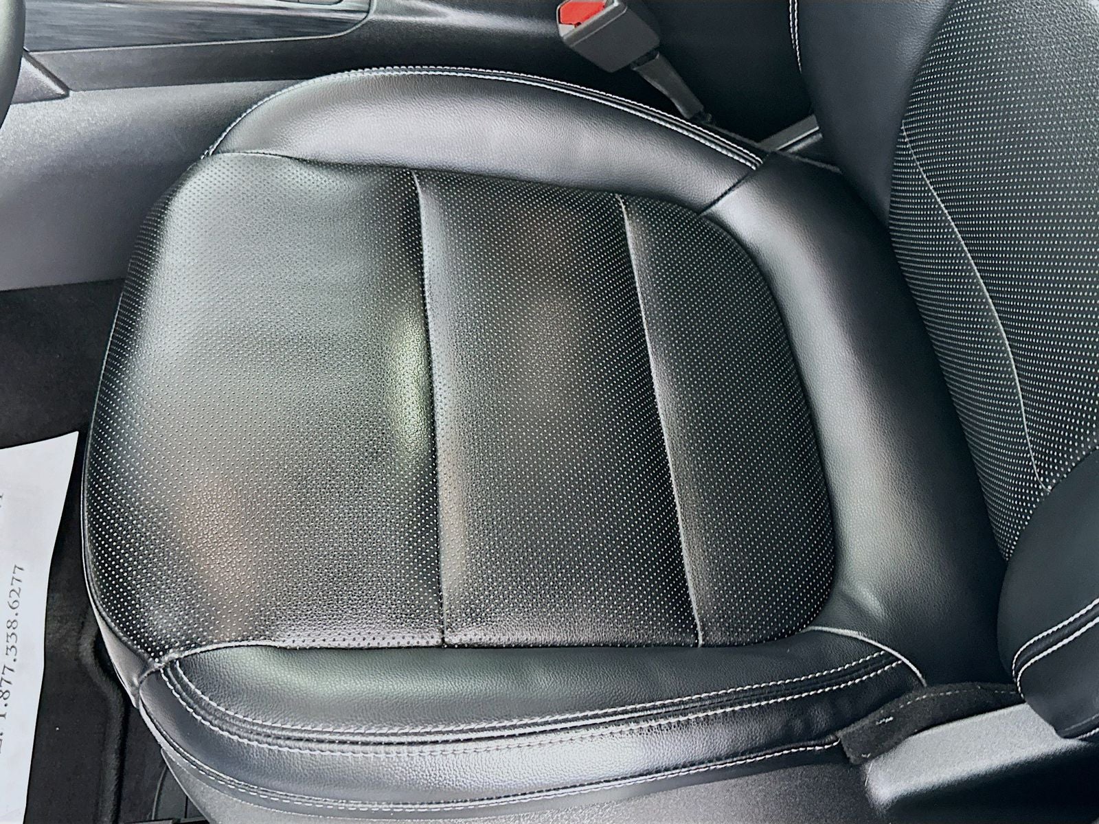 2022 Ford Escape Hybrid Titanium