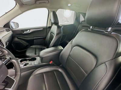 2022 Ford Escape Hybrid Titanium