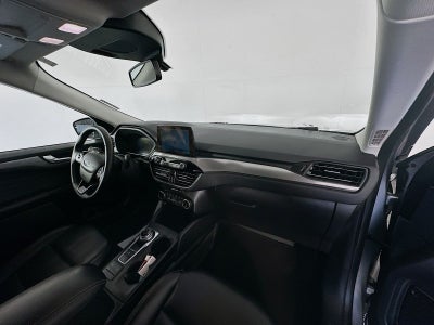 2022 Ford Escape Hybrid Titanium