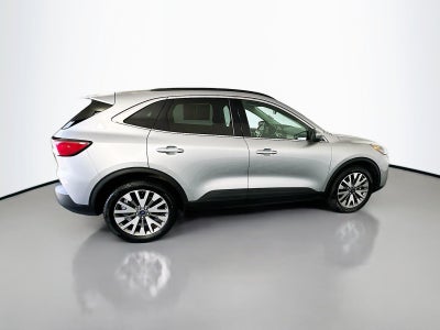 2022 Ford Escape Hybrid Titanium