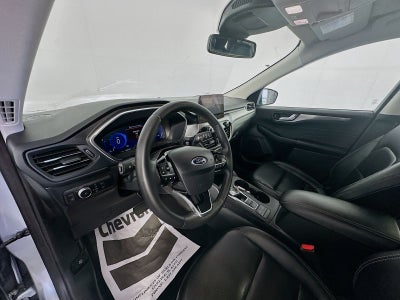 2022 Ford Escape Hybrid Titanium