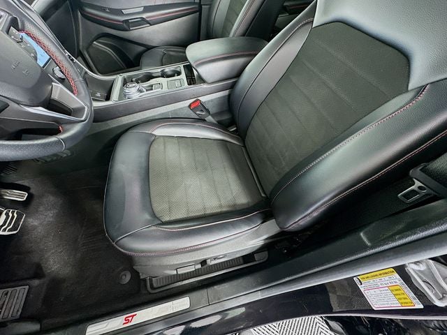 2024 Ford Edge ST Line
