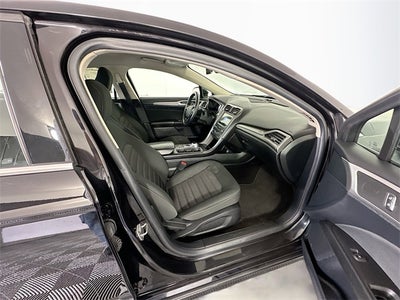 2020 Ford Fusion Hybrid SE