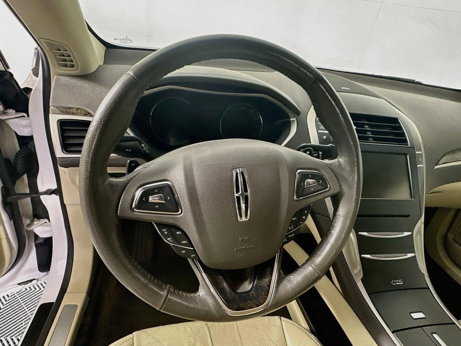 2014 Lincoln MKZ Base