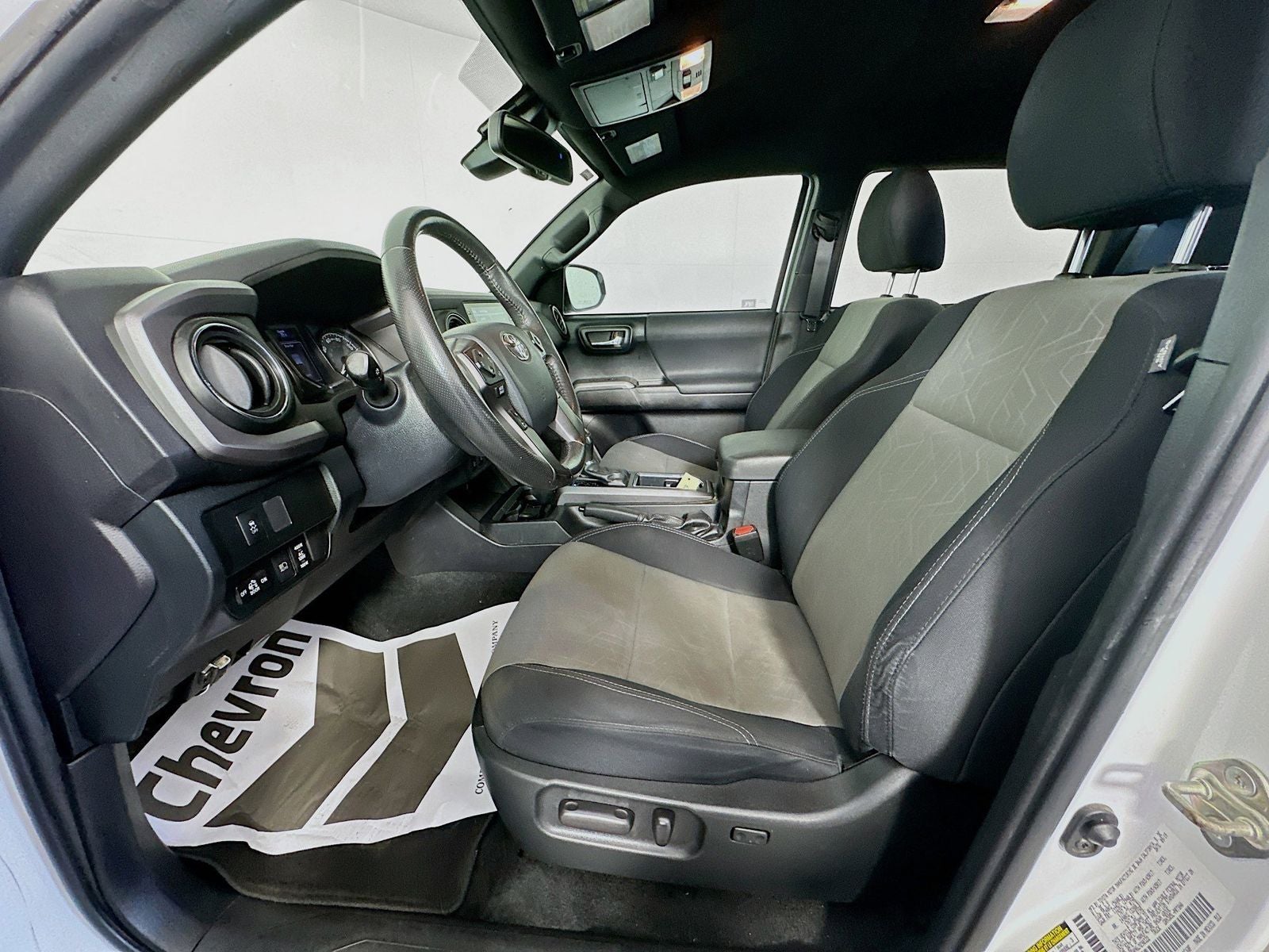 2020 Toyota Tacoma TRD Sport V6