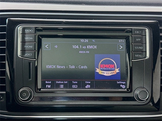 2018 Volkswagen Beetle 2.0T SE