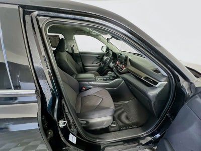 2020 Toyota Highlander LE