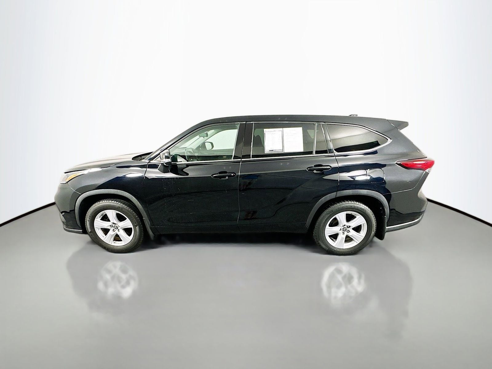 2020 Toyota Highlander LE