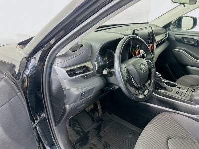 2020 Toyota Highlander LE