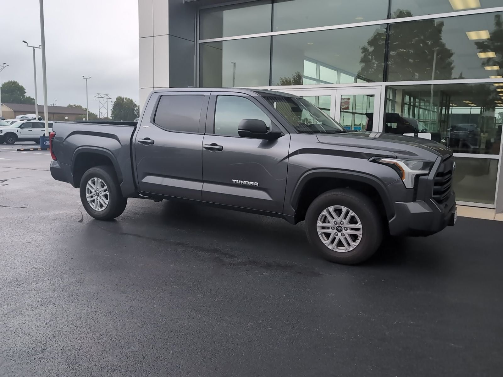 2024 Toyota Tundra SR5