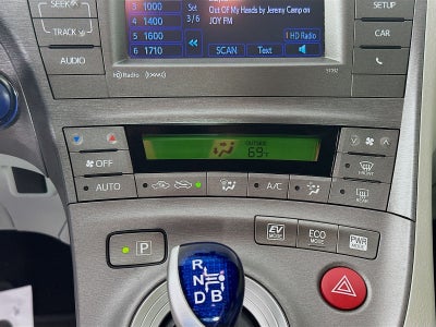 2015 Toyota Prius Three