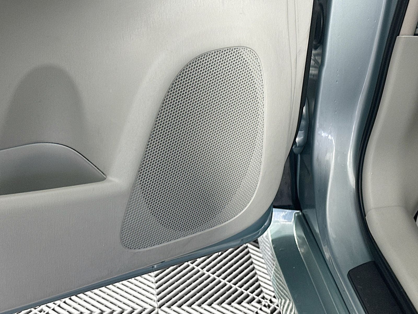 2015 Toyota Prius Three