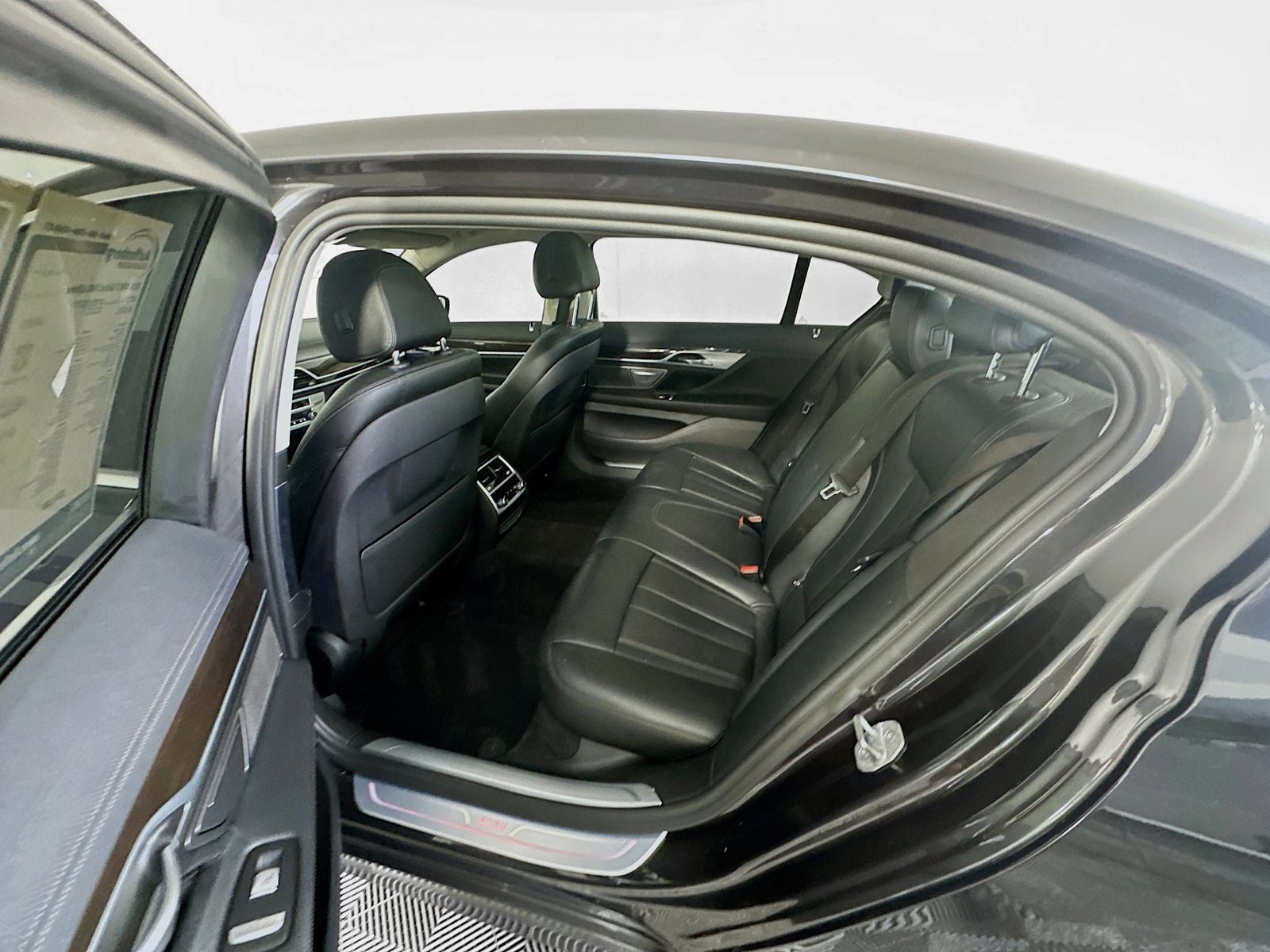 2019 BMW 7 Series 740i xDrive