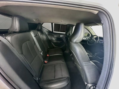 2020 Volvo XC40 Momentum