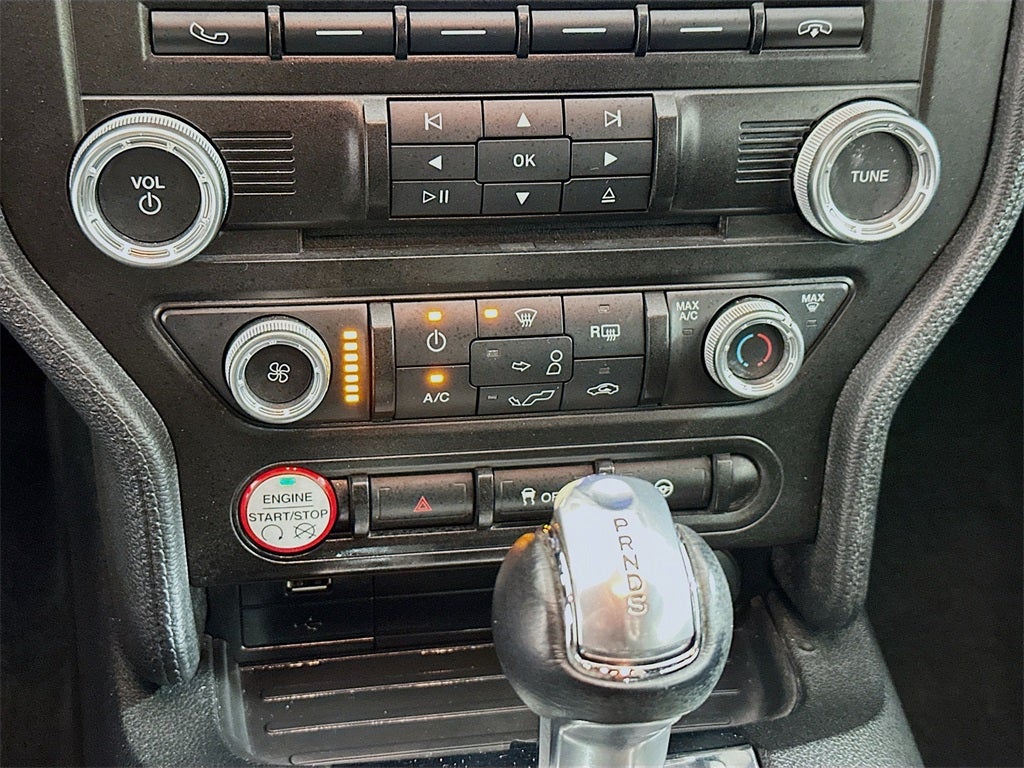 2015 Ford Mustang V6