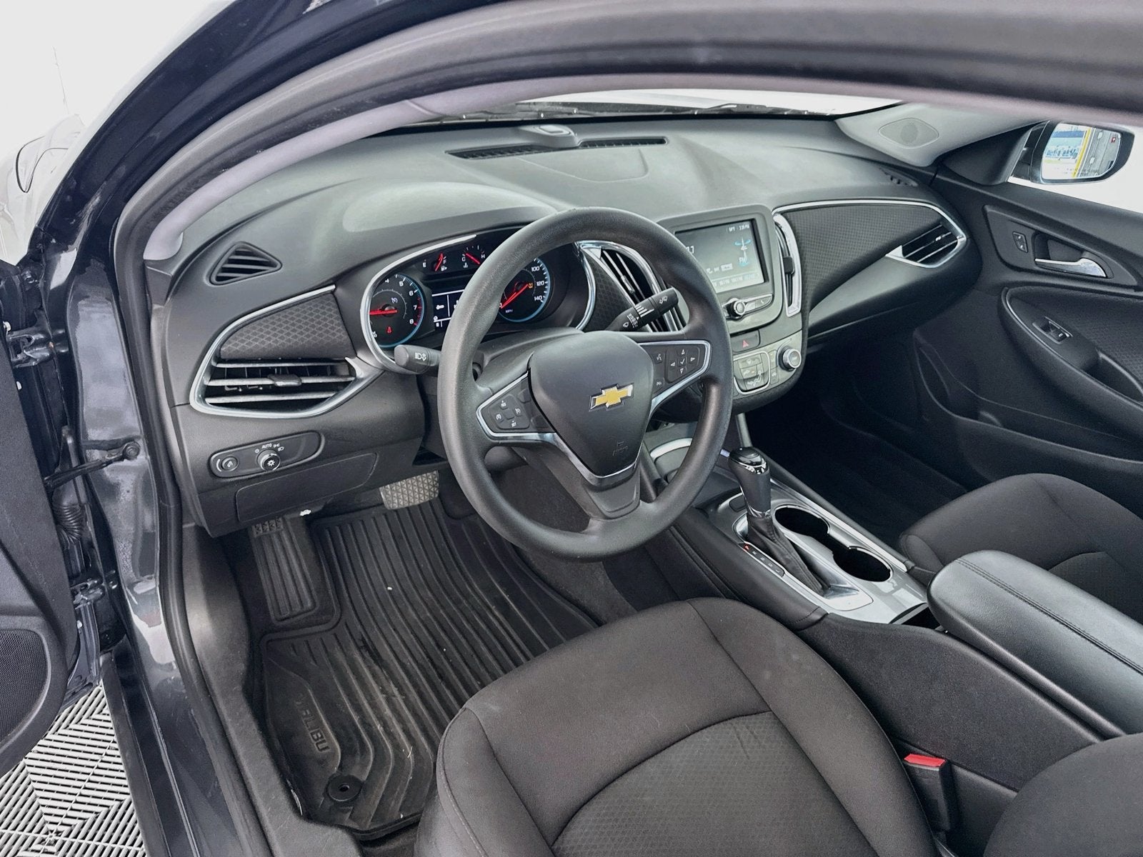 2017 Chevrolet Malibu LT 1LT