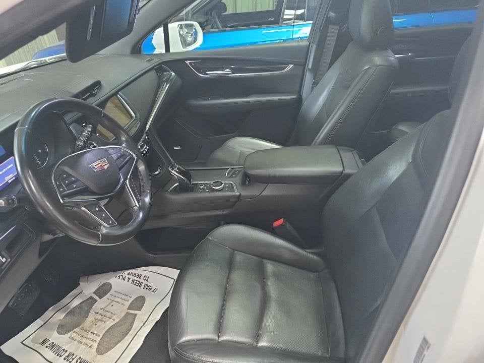 2020 Cadillac XT5 Premium Luxury