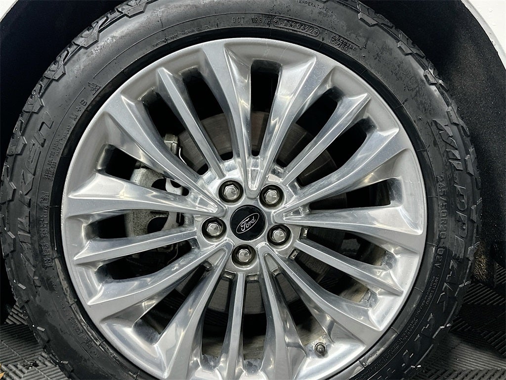 2020 Ford Edge Titanium