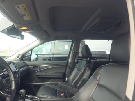 2019 Honda Pilot EX-L w/Navigation and Rear Entertainment System
