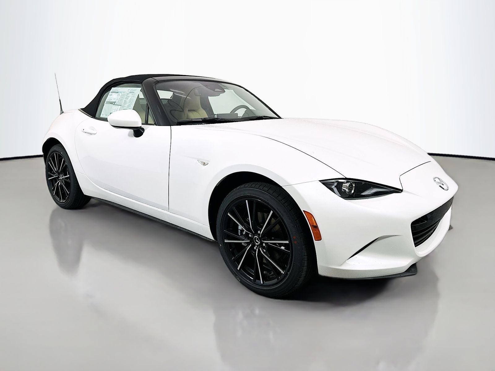 2026 Mazda MX-5 Miata Grand Touring Auto's photo