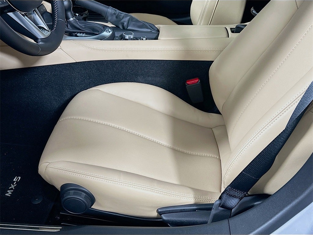 2025 Mazda Mazda MX-5 Miata RF Grand Touring