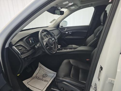 2020 Volvo XC90 T5 Momentum