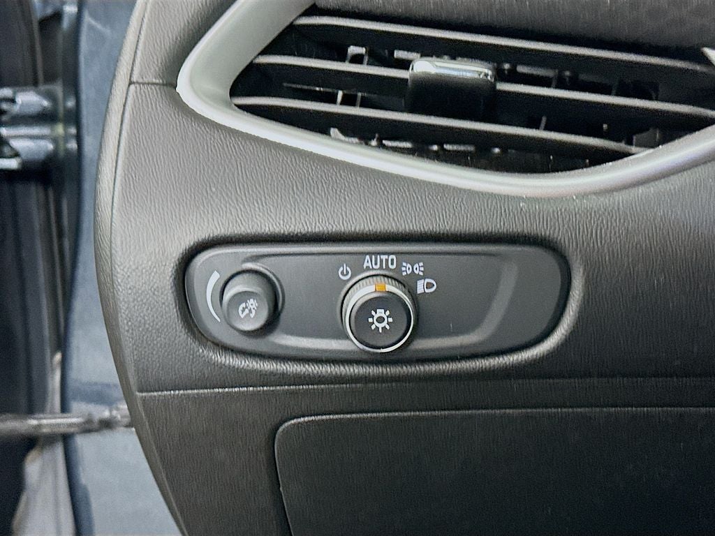 2021 Chevrolet Malibu LS 1LS