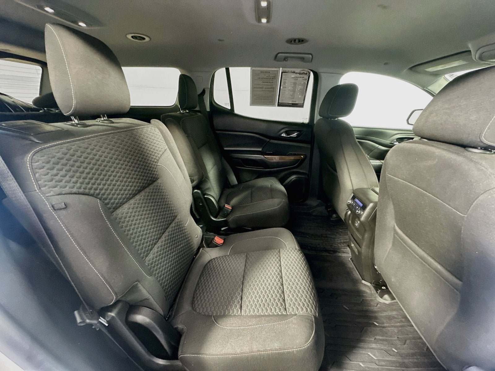 2019 GMC Acadia SLE-2