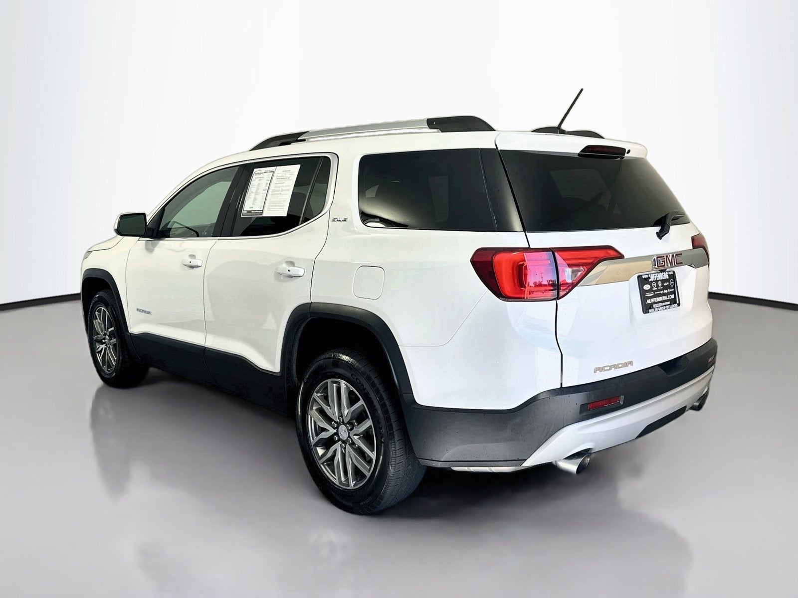 2019 GMC Acadia SLE-2