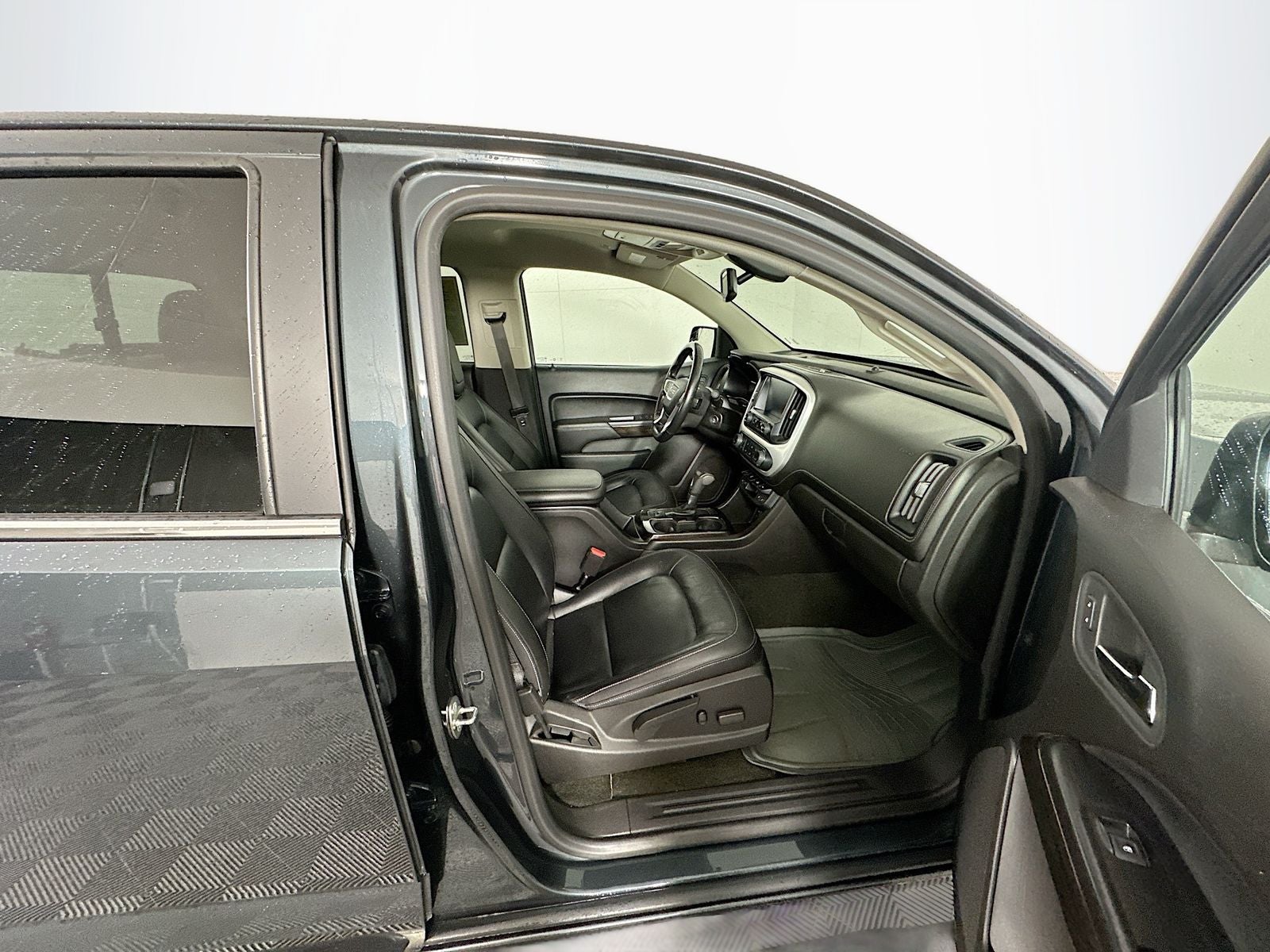 2017 GMC Canyon SLT