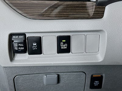 2017 Toyota Sienna L 7 Passenger