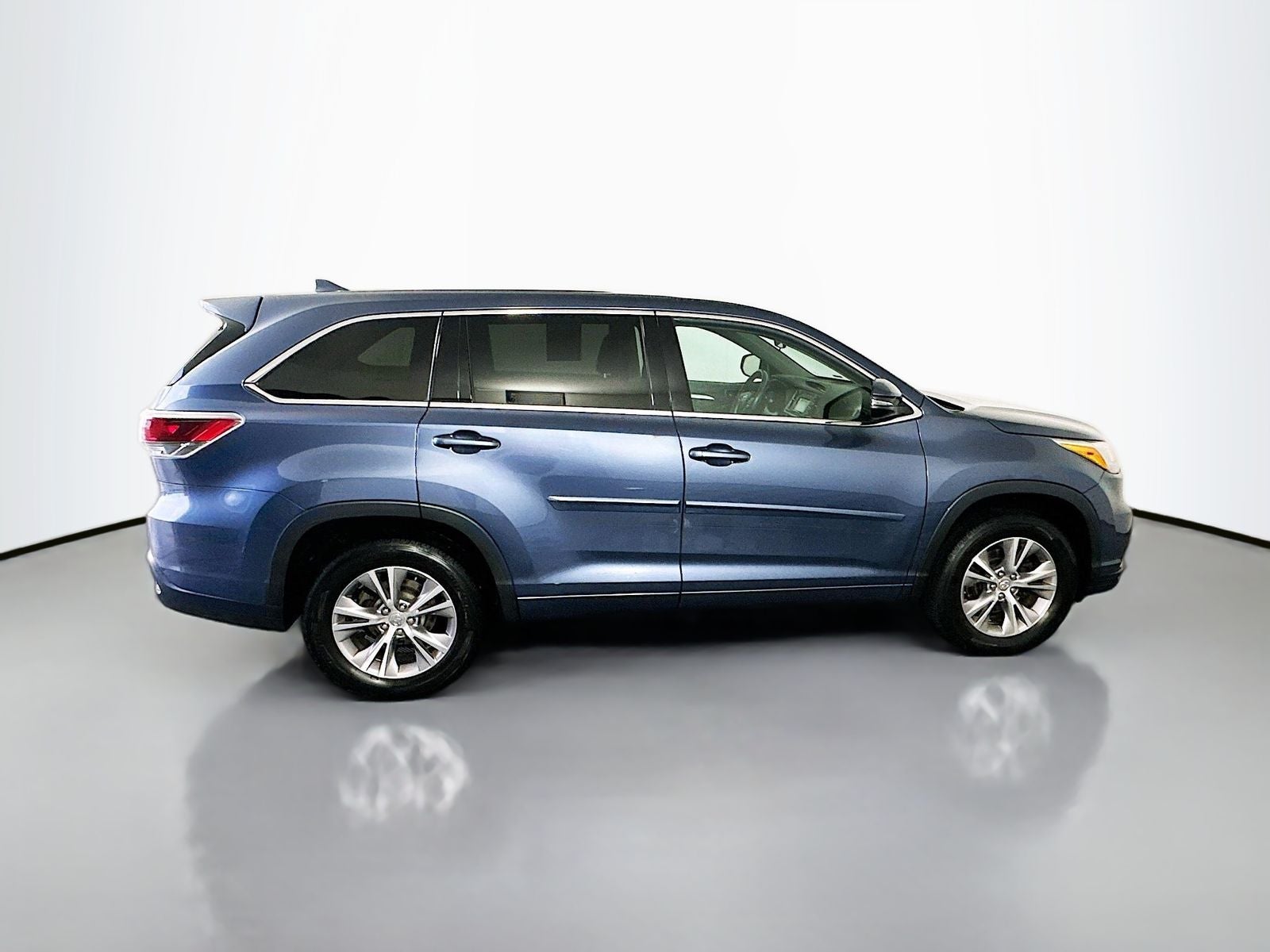 2015 Toyota Highlander LE Plus V6