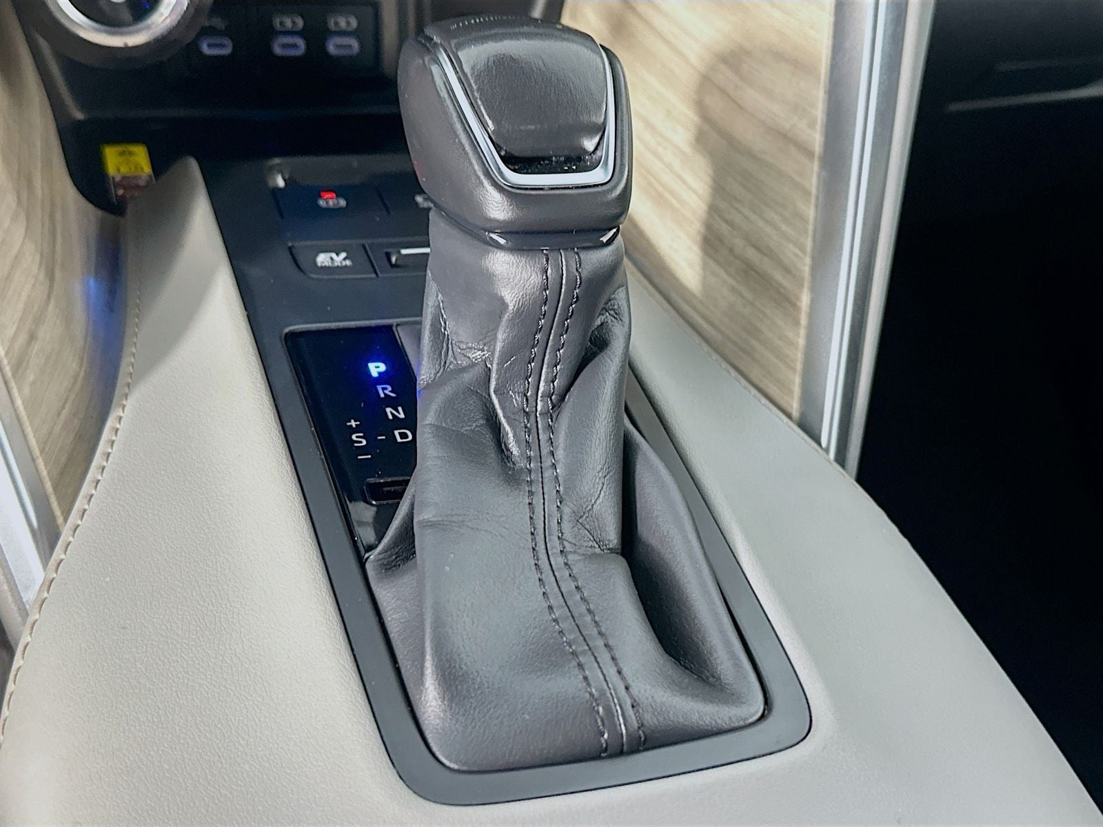 2023 Toyota Venza XLE