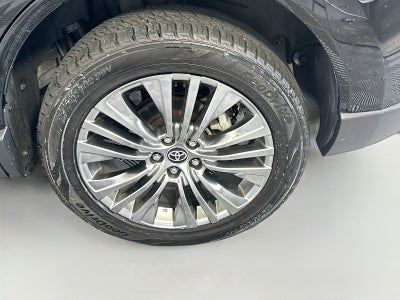 2023 Toyota Venza XLE