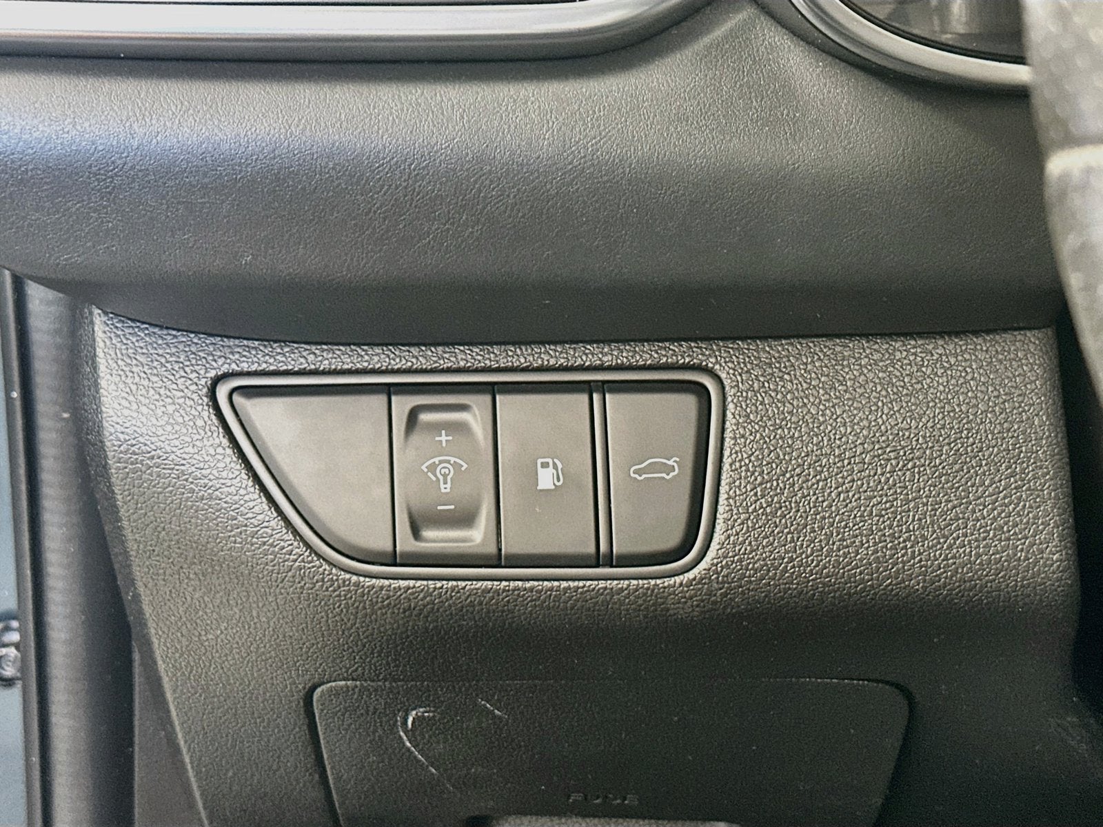 2022 Genesis G70 2.0T