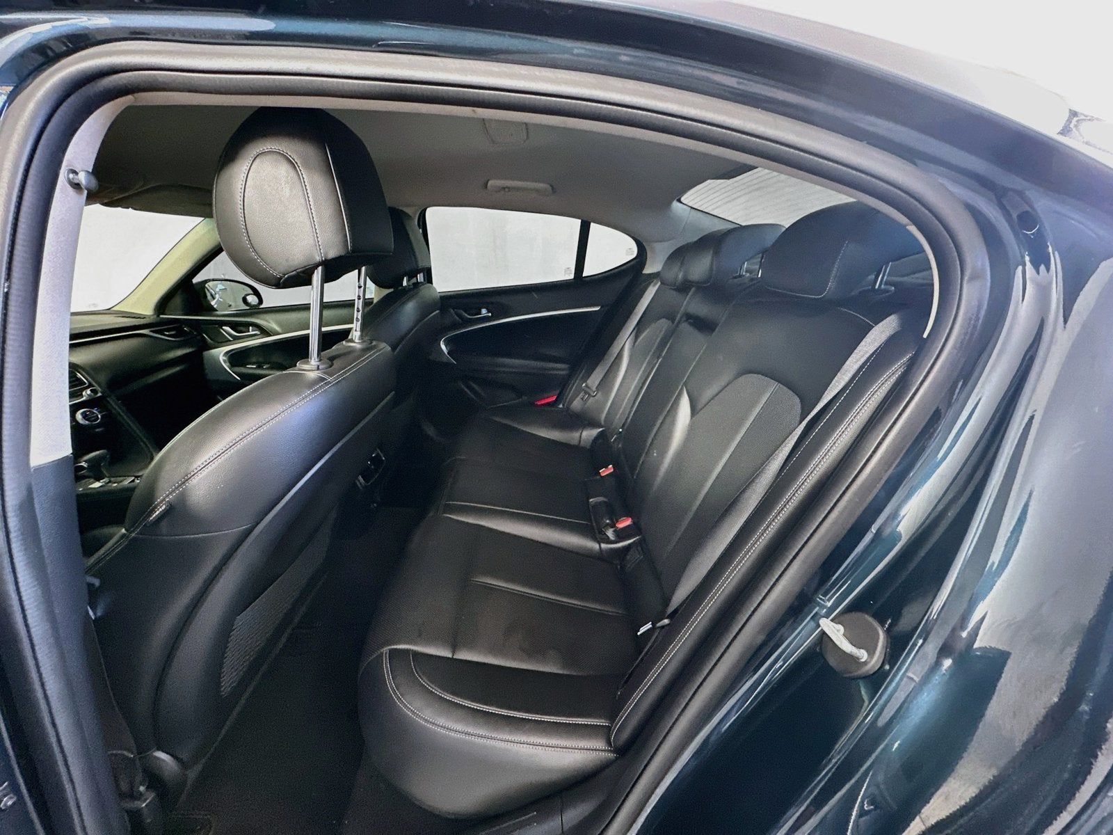 2022 Genesis G70 2.0T