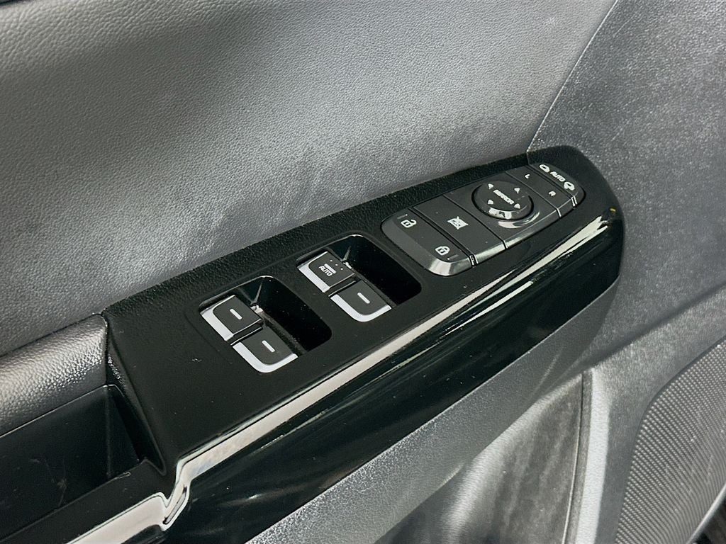2022 Kia Sportage Nightfall