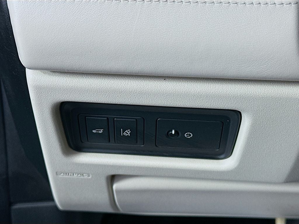 2017 Land Rover Discovery Sport HSE Luxury