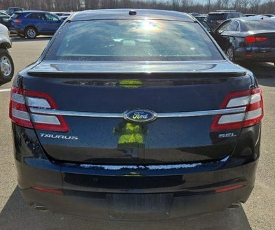 2018 Ford Taurus SEL