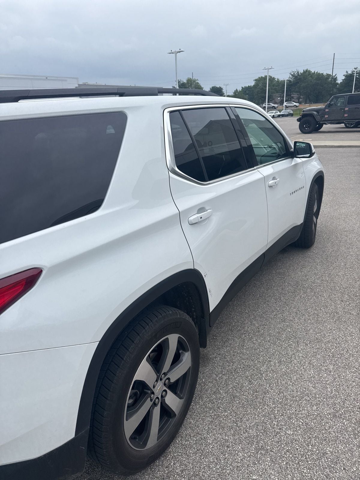 2021 Chevrolet Traverse LT Leather