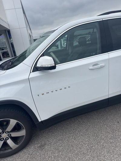 2021 Chevrolet Traverse LT Leather